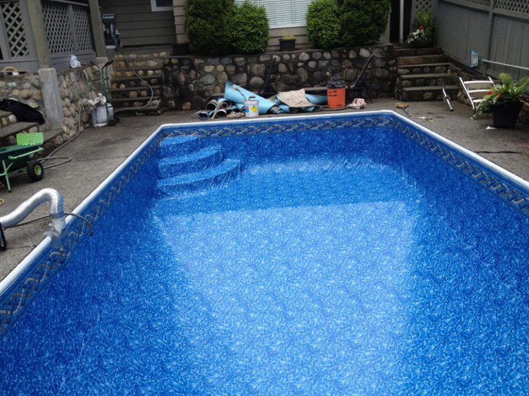 under liner pool steps